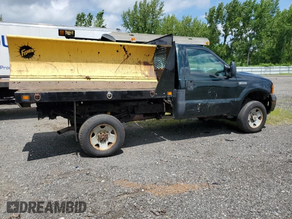 2006 Ford F-350 with VIN 1FDWF31526ED67123, listed as a Copart auction lot 65057085 with 32,342 mi miles and Clean title. Bid and sale history available at DreamBid. Image 3.