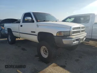 1995 Dodge 2500 with VIN 1B7KF26C9SS304696, listed as a Copart auction lot 76398944 with 217,725 mi miles and Salvage Title. Bid and sale history available at carsss.com. Image 4.
