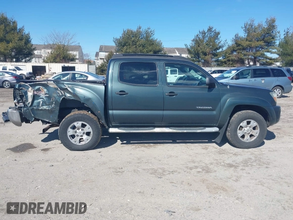 2009 Toyota Tacoma z VIN 3TMLU42N79M027935, wystawiony jako IAAI lot #41645051 z przebiegiem 341 601 mil mil oraz . Historia ofert i sprzedaży dostępna na DreamBid. Obrazek 13.