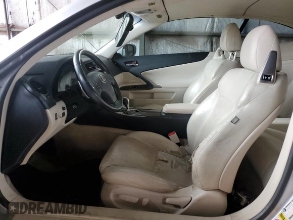 2010 Lexus IS 250 C z VIN JTHFF2C28A2505273, wystawiony jako Copart lot #44779545 z przebiegiem Nie podano mil oraz Szkoda całkowita • Salvage title. Historia ofert i sprzedaży dostępna na DreamBid. Obrazek 7.