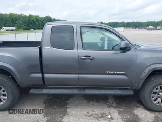 2017 Toyota Tacoma SR with VIN 5TFSX5EN9HX052395, listed as a IAAI auction lot 42290149 with 140,655 mi miles and . Bid and sale history available at DreamBid. Image 14.