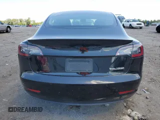 2020 Tesla Model 3 Performance z VIN 5YJ3E1EC8LF646755, wystawiony jako Copart lot #57224755 z przebiegiem 38 556 mil mil oraz Szkoda całkowita • Salvage title. Historia ofert i sprzedaży dostępna na DreamBid. Obrazek 6.