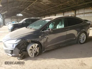 2019 Tesla Model X 75D with VIN 5YJXCBE20KF184582, listed as a Copart auction lot 45508985 with 48,261 mi miles and Salvage Title. Bid and sale history available at carsss.com. Image 1.