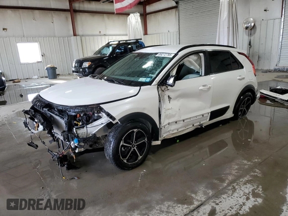 2023 Kia Niro EX with VIN KNDCR3LE9P5057239, listed as a Copart auction lot 89272795 with 29,264 mi miles and Salvage Title. Bid and sale history available at carsss.com. Image 1.