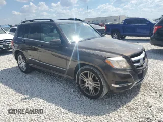 2015 Mercedes-Benz GLK 350 with VIN WDCGG5HB0FG374924, listed as a Copart auction lot 74398084 with 172,983 mi miles and Clean Title. Bid and sale history available at DreamBid. Image 4.