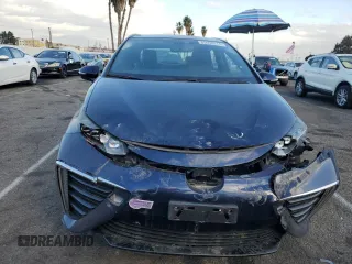 2018 Toyota Mirai with VIN JTDBVRBDXJA005443, listed as a Copart auction lot 85090614 with 70,165 mi miles and Salvage title. Bid and sale history available at DreamBid. Image 5.