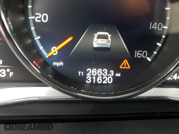 2017 Volvo S60 Inscription Platinum with VIN LYV402TMXHB139479, listed as a Copart auction lot 65626272 with 31,620 mi miles. Bid and sale history available at carsss.com. Image 8.
