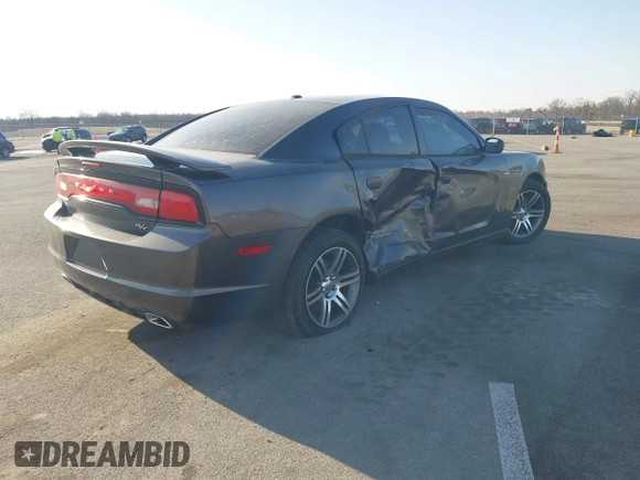 2013 Dodge Charger RT with VIN 2C3CDXCT3DH589938, listed as a IAAI auction lot 41773864 with 91,767 mi miles. Bid and sale history available at carsss.com. Image 4.