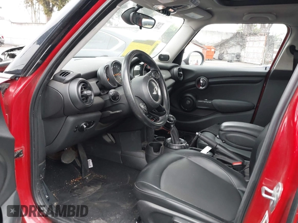 2015 MINI Hardtop 4 Door with VIN WMWXS5C59FT832549, listed as a IAAI auction lot 42106686 with 149,358 mi miles and . Bid and sale history available at DreamBid. Image 13.