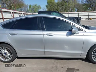 2016 Ford Fusion SE with VIN 3FA6P0HD5GR279541, listed as a IAAI auction lot 41849560 with 70,639 mi miles. Bid and sale history available at carsss.com. Image 14.
