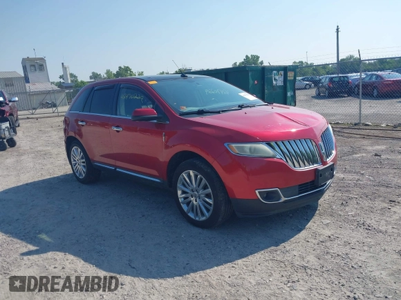 2011 Lincoln MKX z VIN 2LMDJ8JK5BBJ23713, wystawiony jako IAAI lot #42470229 z przebiegiem 185 783 mil mil oraz . Historia ofert i sprzedaży dostępna na DreamBid. Obrazek 1.