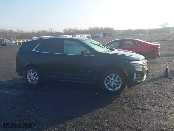 2022 Chevrolet Equinox LT with VIN 3GNAXUEV8NL221293, listed as a IAAI auction lot 41431585 with 1 mi miles. Bid and sale history available at carsss.com. Image 13.