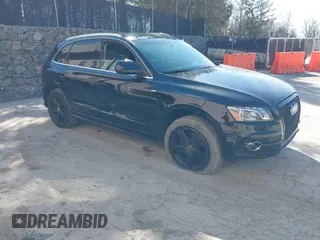 2011 Audi Q5 3.2L Premium Plus with VIN WA1DKAFP6BA038894, listed as a IAAI auction lot 41731751 with 165,703 mi miles. Bid and sale history available at carsss.com. Image 1.