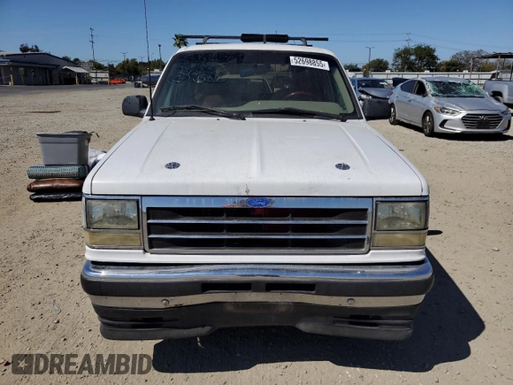 1994 Ford Explorer Eddie Bauer with VIN 1FMDU34X2RUD82466, listed as a Copart auction lot 52698855 with 263,709 mi miles and Salvage title. Bid and sale history available at DreamBid. Image 5.