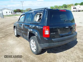 2014 Jeep Patriot Latitude with VIN 1C4NJRFB2ED501262, listed as a IAAI auction lot 42165657 with 107,551 mi miles and . Bid and sale history available at DreamBid. Image 3.