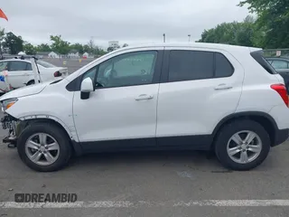 2020 Chevrolet Trax LS with VIN 3GNCJKSB1LL304974, listed as a IAAI auction lot 42428127 with 33,779 mi miles and . Bid and sale history available at DreamBid. Image 14.