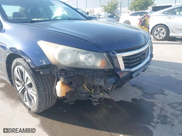 2009 Honda Accord Sdn LX with VIN 1HGCP26379A185646, listed as a IAAI auction lot 41831093 with 180,848 mi miles. Bid and sale history available at carsss.com. Image 18.