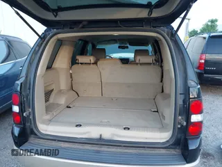2006 Ford Explorer Eddie Bauer z VIN 1FMEU64E26UB29616, wystawiony jako IAAI lot #42522449 z przebiegiem 249 604 mil mil oraz . Historia ofert i sprzedaży dostępna na DreamBid. Obrazek 12.