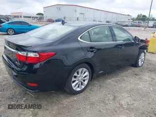 2014 Lexus ES 300h with VIN JTHBW1GGXE2074004, listed as a IAAI auction lot 42206490 with 79,725 mi miles and . Bid and sale history available at DreamBid. Image 4.