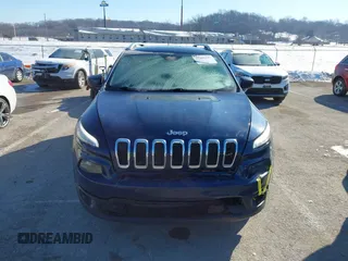 2018 Jeep Cherokee Latitude with VIN 1C4PJMCX6JD521729, listed as a IAAI auction lot 41641147 with 102,955 mi miles and . Bid and sale history available at DreamBid. Image 12.