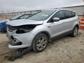 2016 Ford Escape Titanium with VIN 1FMCU0J95GUB96384, listed as a Copart auction lot 45407675 with 85,817 mi miles and Salvage Title. Bid and sale history available at carsss.com. Image 1.