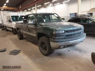 2001 Chevrolet Silverado 1500 LS with VIN 2GCEK19T311373414, listed as a IAAI auction lot 41773891 with 190,798 mi miles. Bid and sale history available at carsss.com. Image 1.