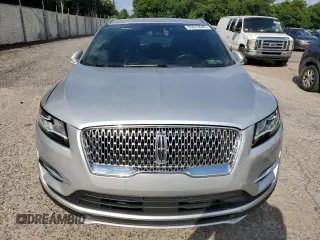 2019 Lincoln MKC Reserve with VIN 5LMCJ3D93KUL07493, listed as a Copart auction lot 65519685 with 71,509 mi miles and Salvage title. Bid and sale history available at DreamBid. Image 5.