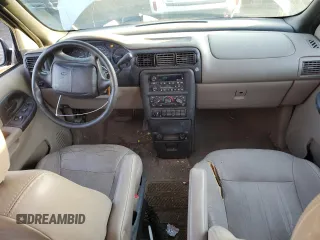 2001 Chevrolet Venture Plus Y3H Mobility z VIN 1GNDX03E01D311224, wystawiony jako Copart lot #67398874 z przebiegiem 123 170 mil mil oraz Szkody całkowita. Historia ofert i sprzedaży dostępna na DreamBid. Obrazek 8.