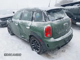 2015 MINI Countryman S z VIN WMWZC5C59FWP48946, wystawiony jako IAAI lot #41298127 z przebiegiem 106 293 mil mil oraz . Historia ofert i sprzedaży dostępna na DreamBid. Obrazek 3.
