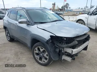 2021 Jeep Compass Limited z VIN 3C4NJDCB8MT595535, wystawiony jako IAAI lot #42064707 z przebiegiem 71 215 mil mil oraz . Historia ofert i sprzedaży dostępna na DreamBid. Obrazek 1.