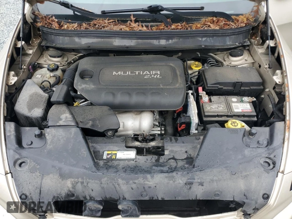 2015 Jeep Cherokee Latitude with VIN 1C4PJMCB0FW650372, listed as a Copart auction lot 54537785 with Not Provided miles and Clean Title. Bid and sale history available at carsss.com. Image 11.