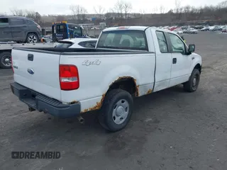 2007 Ford F-150 STX with VIN 1FTRX14W87NA63853, listed as a IAAI auction lot 41343967 with 59,513 mi miles. Bid and sale history available at carsss.com. Image 4.