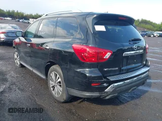 2017 Nissan Pathfinder Platinum with VIN 5N1DR2MM7HC639367, listed as a IAAI auction lot 42731415 with 89,673 mi miles and . Bid and sale history available at DreamBid. Image 3.