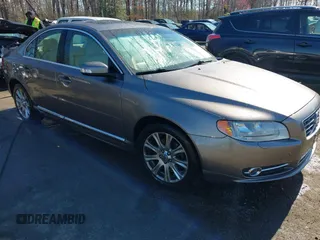 2010 Volvo S80 I6 with VIN YV1982AS7A1131959, listed as a IAAI auction lot 41857442 with 163,459 mi miles. Bid and sale history available at carsss.com. Image 1.