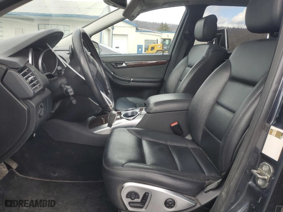 2011 Mercedes-Benz R-Class R 350 with VIN 4JGCB6FE4BA117585, listed as a Copart auction lot 47002125 with 256,853 mi miles and Clean Title. Bid and sale history available at carsss.com. Image 7.