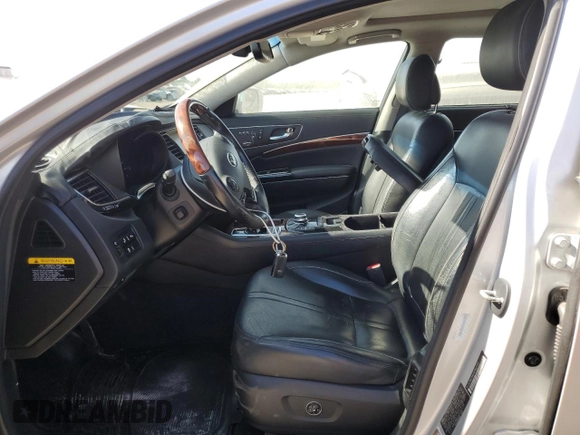 2015 Kia K900 Luxury z VIN KNALW4D45F6022028, wystawiony jako Copart lot #45048855 z przebiegiem 81 321 mil mil oraz Tytuł czysty. Historia ofert i sprzedaży dostępna na DreamBid. Obrazek 7.