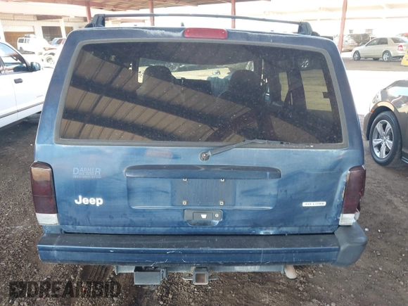 2001 Jeep Cherokee Sport с VIN 1J4FT48S01L581315, выставлен на аукционе IAAI как лот 40392021 с пробегом Не указан миль и . История ставок и продаж доступна на DreamBid. Изображение 16.