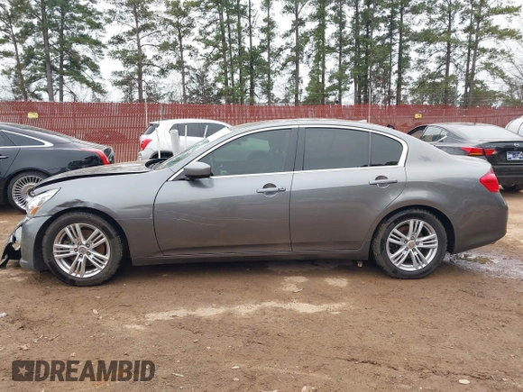 2013 Infiniti G37 Journey with VIN JN1CV6AP2DM726053, listed as a IAAI auction lot 41500122 with 119,409 mi miles. Bid and sale history available at carsss.com. Image 14.