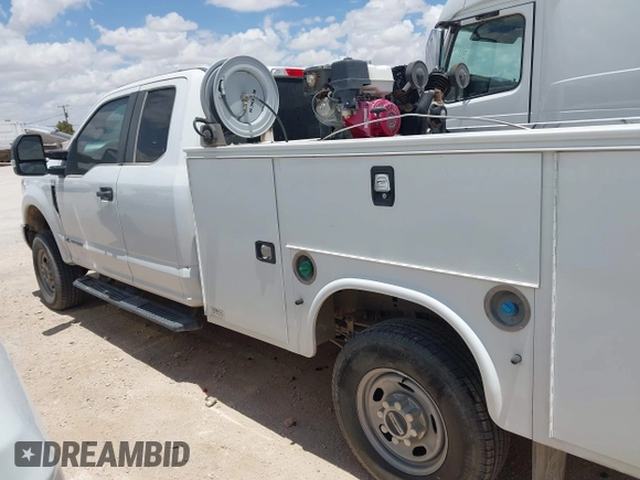 2019 Ford F-250 XL with VIN 1FT7X2BT5KED47410, listed as a IAAI auction lot 42553728 with 217,587 mi miles and . Bid and sale history available at DreamBid. Image 12.