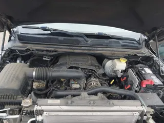 2019 Ram 1500 Big Horn z VIN 1C6RREFT4KN769609, wystawiony jako IAAI lot #42401229 z przebiegiem 46 049 mil mil oraz . Historia ofert i sprzedaży dostępna na DreamBid. Obrazek 10.