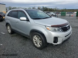 2014 Kia Sorento EX with VIN 5XYKUDA72EG540029, listed as a Copart auction lot 51472205 with 207,419 mi miles and Clean Title. Bid and sale history available at carsss.com. Image 4.