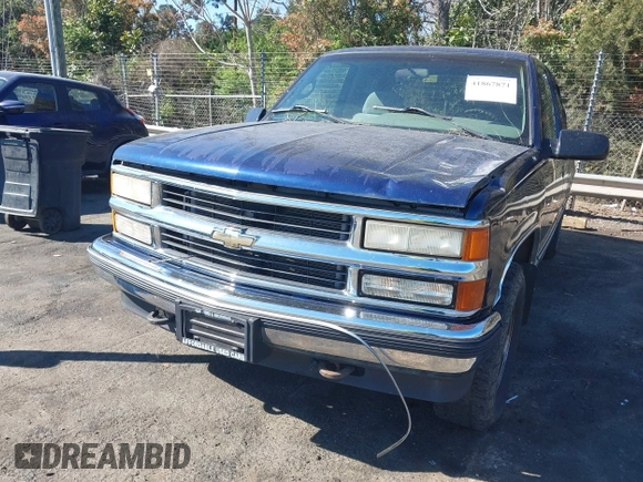 1995 Chevrolet Silverado 1500 with VIN 2GCEK19K9S1210517, listed as a IAAI auction lot 41867871 with 230,286 mi miles and . Bid and sale history available at DreamBid. Image 6.