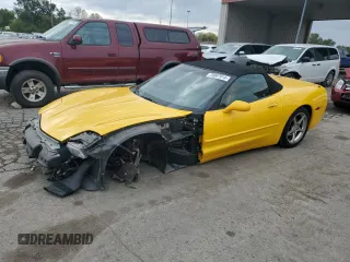 2001 Chevrolet Corvette with VIN 1G1YY32G815115286, listed as a Copart auction lot 73087914 with 83,021 mi miles and Salvage Title. Bid and sale history available at carsss.com. Image 1.