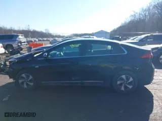 2017 Hyundai Ioniq Hybrid SEL with VIN KMHC75LC9HU039536, listed as a IAAI auction lot 41436587 with 101,183 mi miles. Bid and sale history available at carsss.com. Image 15.
