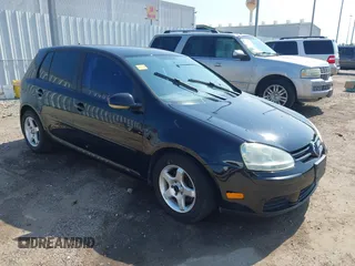 2009 Volkswagen Rabbit S с VIN WVWDA71KX9W141224, выставлен на аукционе IAAI как лот 42174538 с пробегом 130 540 миль миль и . История ставок и продаж доступна на DreamBid. Изображение 1.