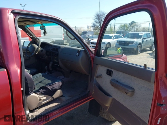 1999 Toyota Tacoma with VIN 4TAPM62N1XZ452054, listed as a IAAI auction lot 41780354 with 253,033 mi miles and . Bid and sale history available at DreamBid. Image 5.