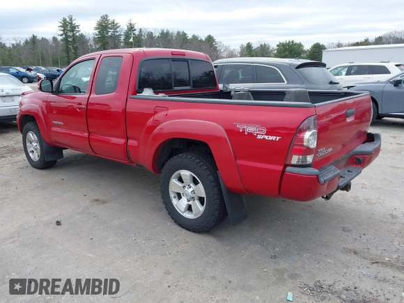 2013 Toyota Tacoma with VIN 5TFUU4EN7DX064437, listed as a IAAI auction lot 41947323 with 170,695 mi miles and . Bid and sale history available at DreamBid. Image 3.