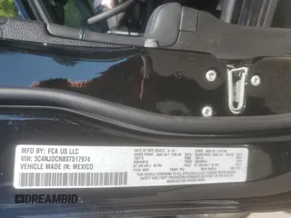 2025 Jeep Compass Limited z VIN 3C4NJDCN8ST517974, wystawiony jako Copart lot #59376325 z przebiegiem 1 606 mil mil oraz Szkoda całkowita • Salvage title. Historia ofert i sprzedaży dostępna na DreamBid. Obrazek 14.