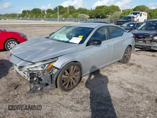 2019 Nissan Altima SR with VIN 1N4BL4CV9KC258877, listed as a IAAI auction lot 41144135 with 64,434 mi miles and . Bid and sale history available at carsss.com. Image 16.