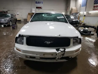 2008 Ford Mustang Deluxe with VIN 1ZVHT84N785193936, listed as a Copart auction lot 47008295 with 112,696 mi miles and Salvage Title. Bid and sale history available at carsss.com. Image 5.